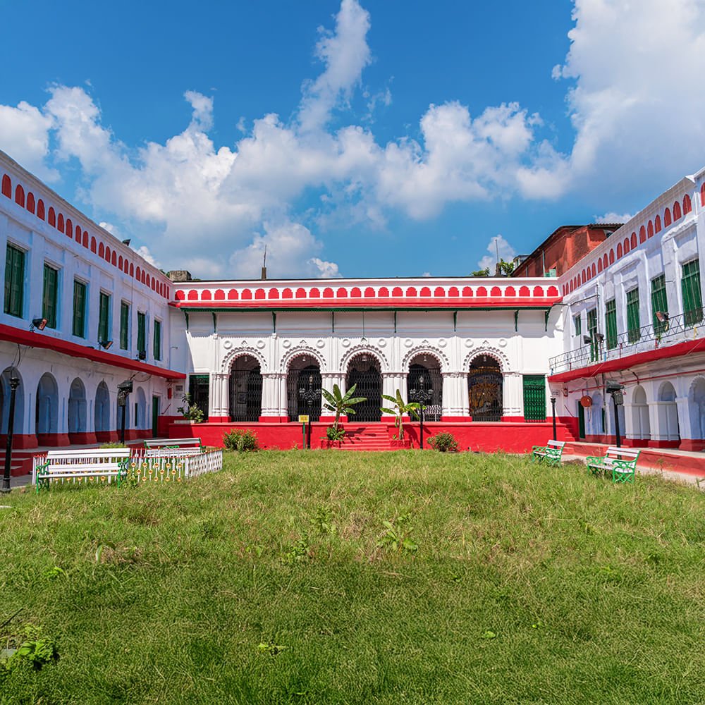 শোভাবাজার রাজবাড়ি: ঔপনিবেশিক স্থাপত্যে রাজা নবকৃষ্ণ দেব ও কলকাতার দুর্গাপূজার ঐতিহ্য | Ghoradum