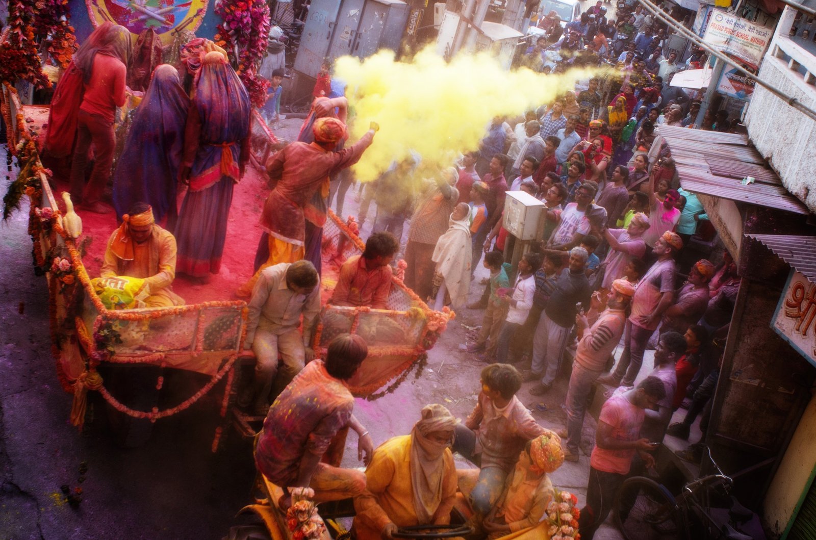 Dol Yatra in Mathura 2